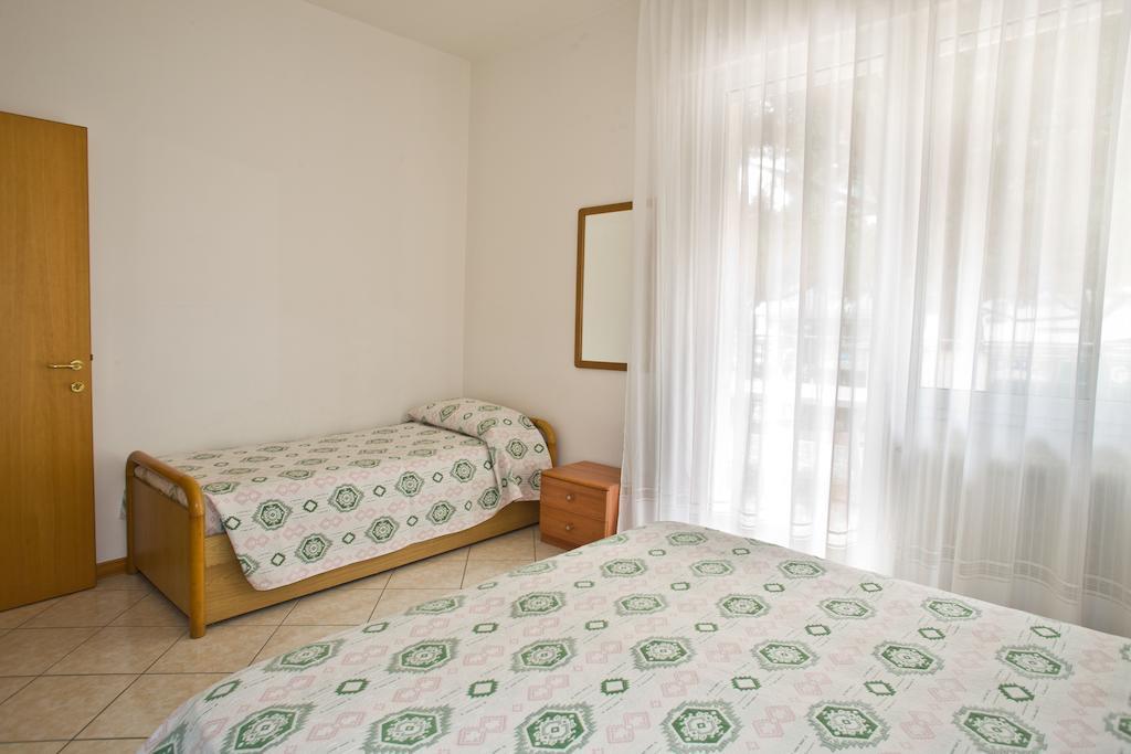 Villa Hanna Lido di Jesolo Kamer foto